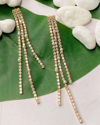 So Influencer Earrings in Sparkle
