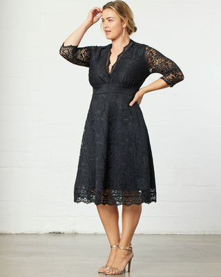 Mademoiselle Lace Cocktail Dress in Onyx