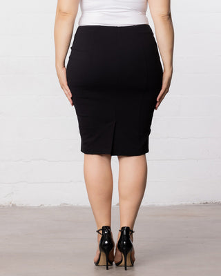 Curvy Pencil Skirt in Black Noir