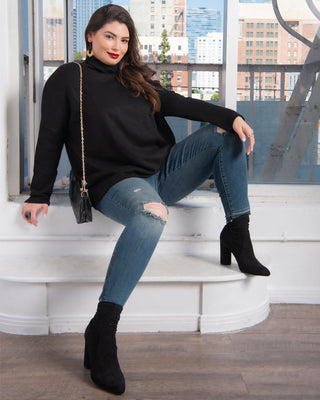 Paris Turtleneck Tunic Sweater in Black Noir