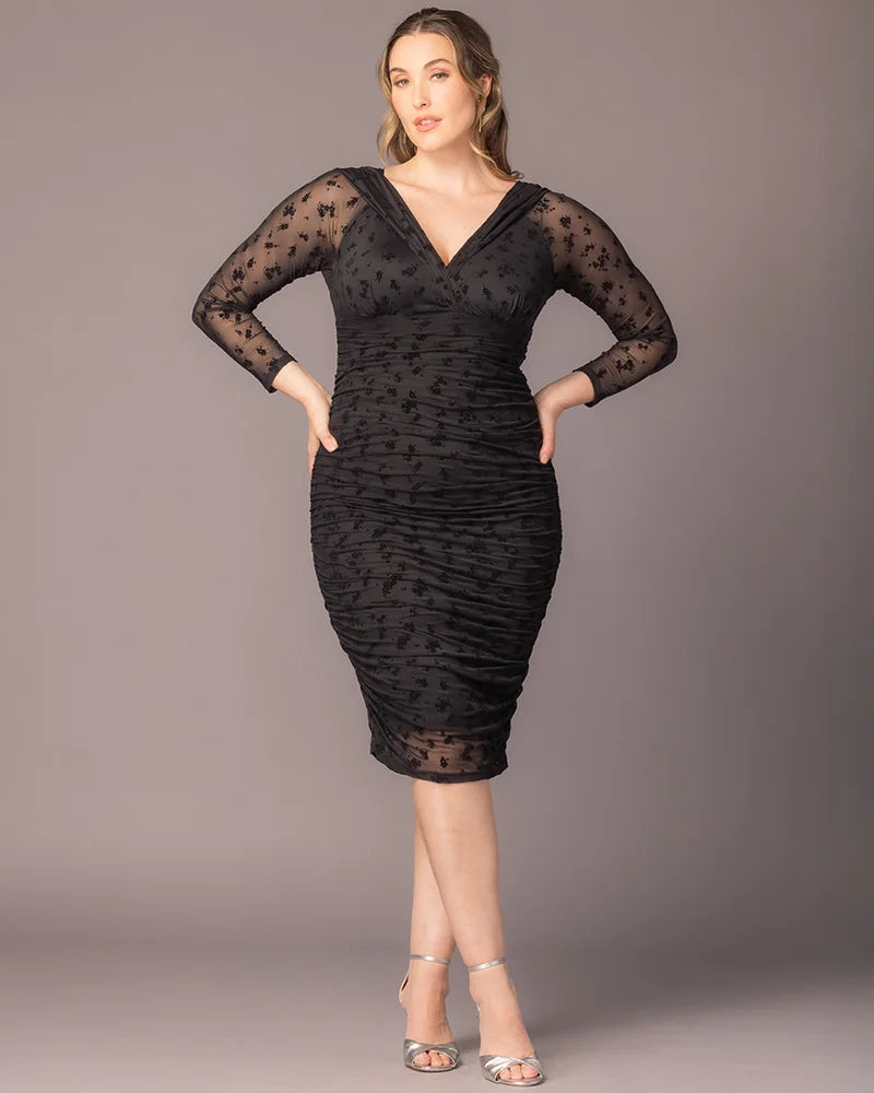 Kiyonna Plus Size Betsey Ruched Body-Con Midi Dress - Onyx Flocked Florals