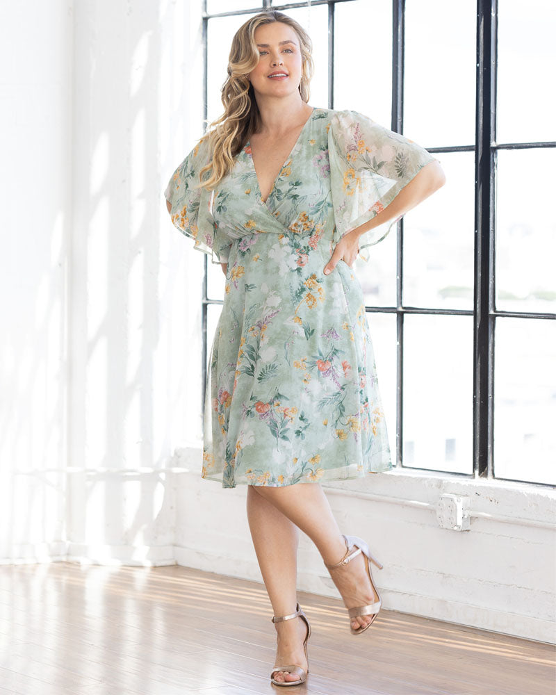Kiyonna Plus Size Florence Flutter Sleeve Dress - Sage Floral Print Kiyonna Plus Size Florence Flutter Sleeve Dress - Sage Floral Print