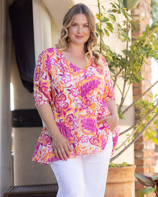 Oasis Flowy Swing Tunic Top in Artful Tropical Print