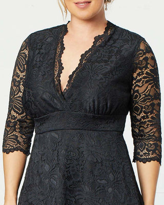 Mademoiselle Lace Cocktail Dress in Onyx