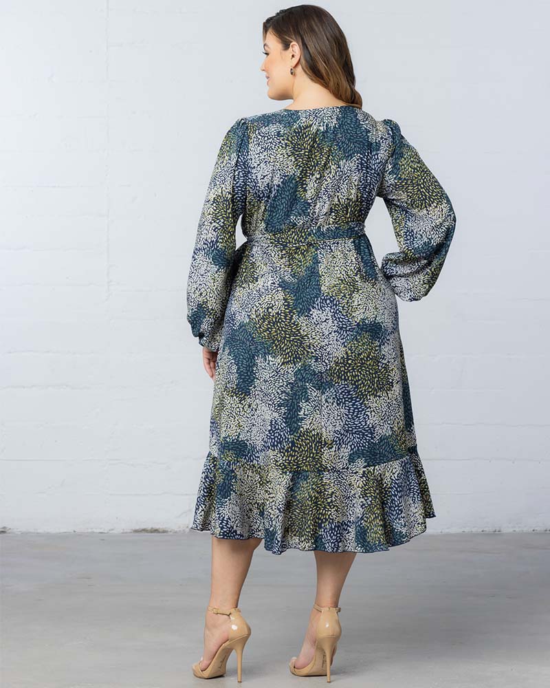 Kiyonna Plus Size Julia Long Sleeve Wrap Dress Kiyonna Plus Size Julia Long Sleeve Wrap Dress