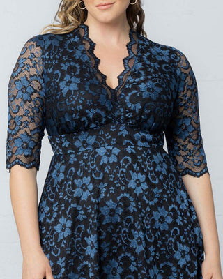 Mon Cherie Lace Dress in Twilight Noir