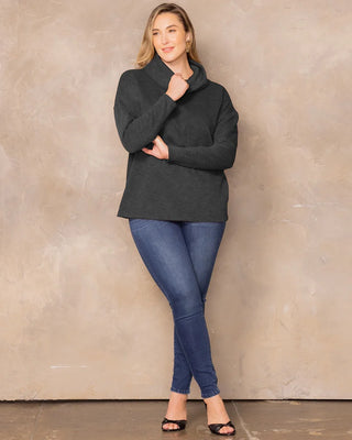 Astrid Long Sleeve Turtleneck Sweater in Back Noir