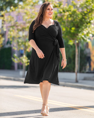 Sweetheart Knit Wrap Dress in Black Noir