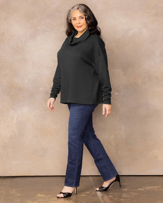 Astrid Long Sleeve Turtleneck Sweater in Back Noir
