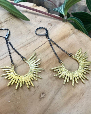 Liz Earrings 